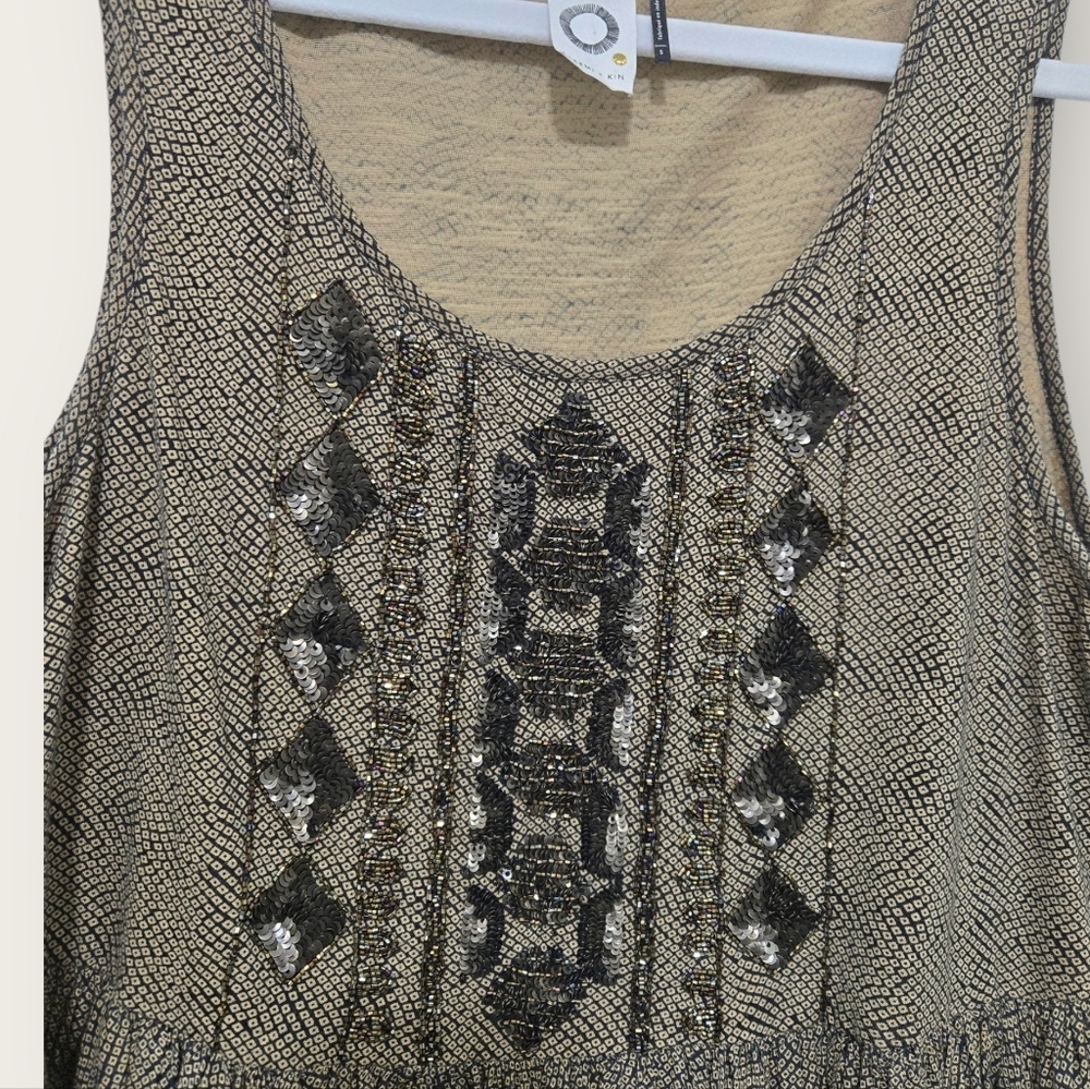 Anthropologie Akemi + Kin Anaphora Tank Top Blouse Size S Beaded Sequined Peplum - Picture 7 of 9